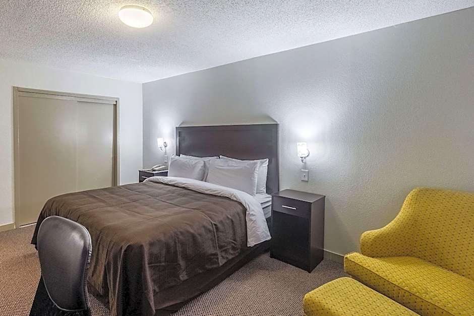 Clarion Inn near McAllen Airport