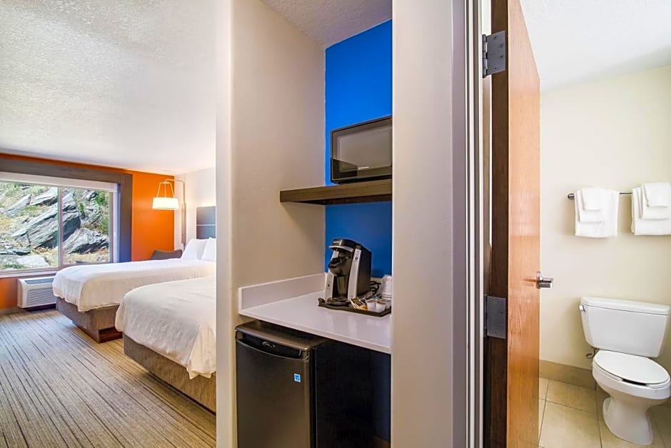 Holiday Inn Express Hotel & Suites Custer By IHG