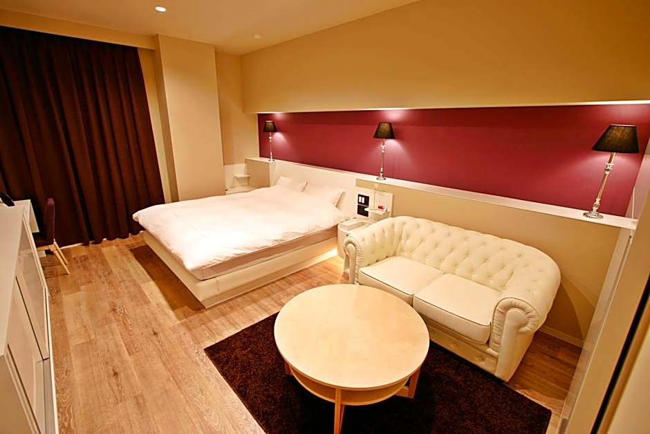 HOTEL EVERMORE -Adult Only-