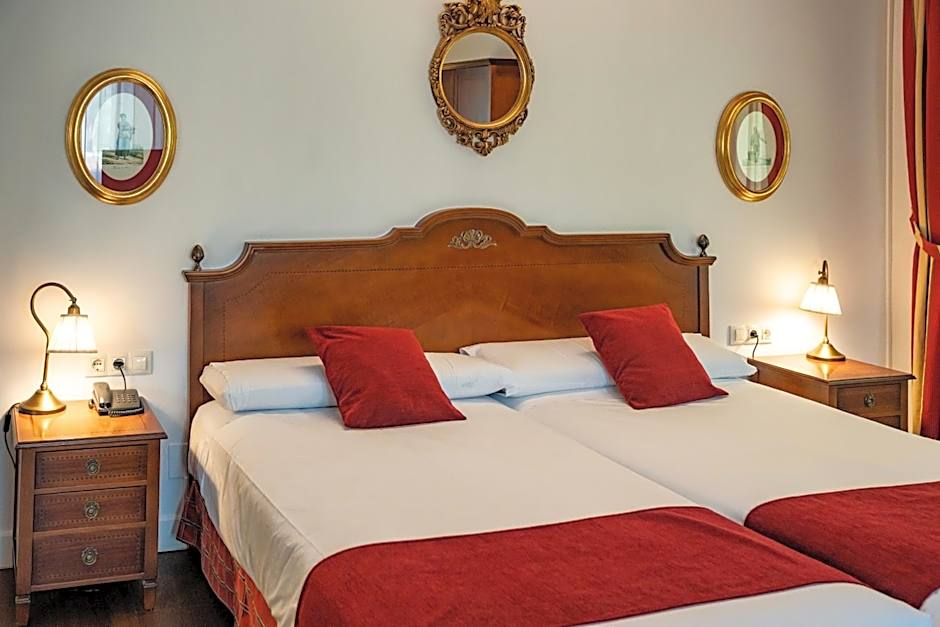 Photo 1 of 9 of Standard 1 Double Bed or 2 Beds