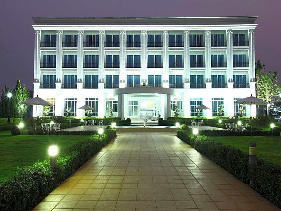 La Vie En Rose Hotel