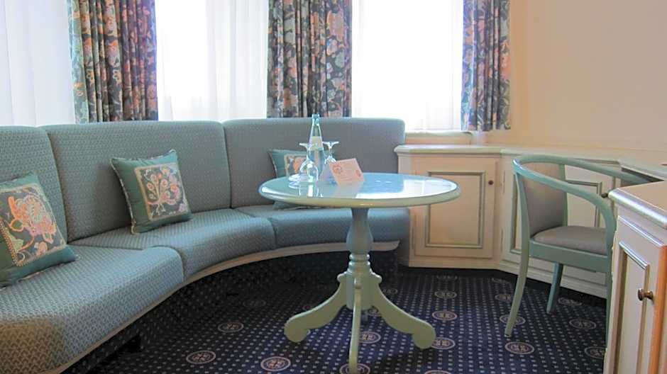 Schloss Hotel Wolfsbrunnen