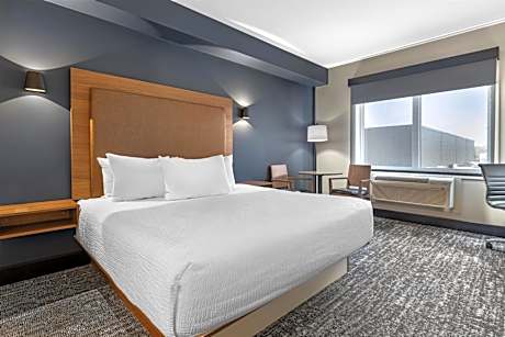 Best Western Plus Neepawa Hotel