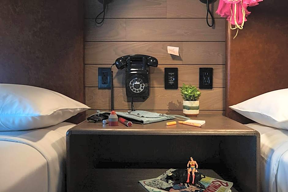 Moxy by Marriott NYC Downtown