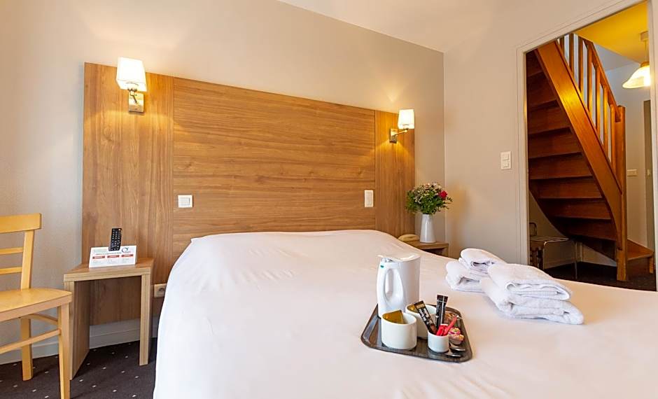 Logis Hôtel & Restaurant - Le Saint-Louis