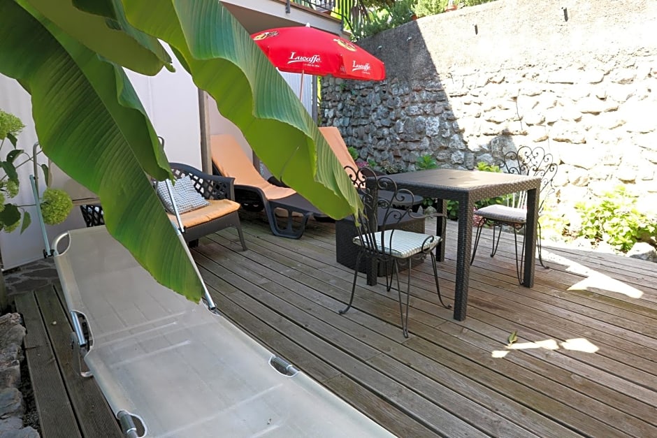 B&B Casa Elena Camere e Appartamenti sul Lago di Garda