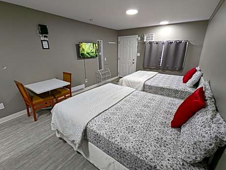 Riverside Motel & Suites