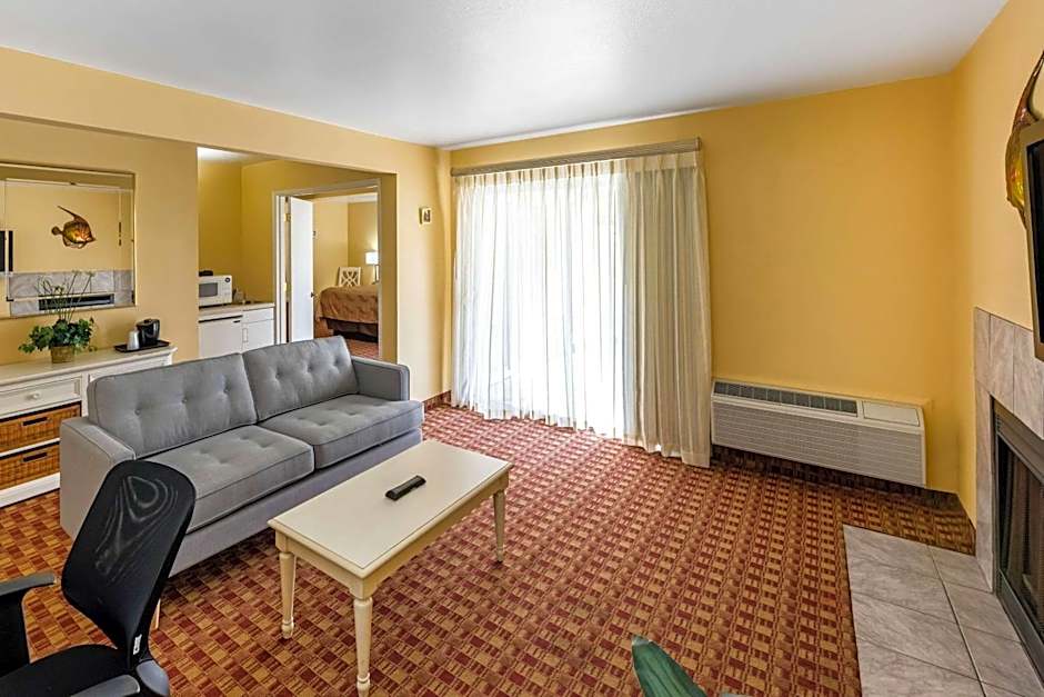 Quality Inn & Suites Capitola