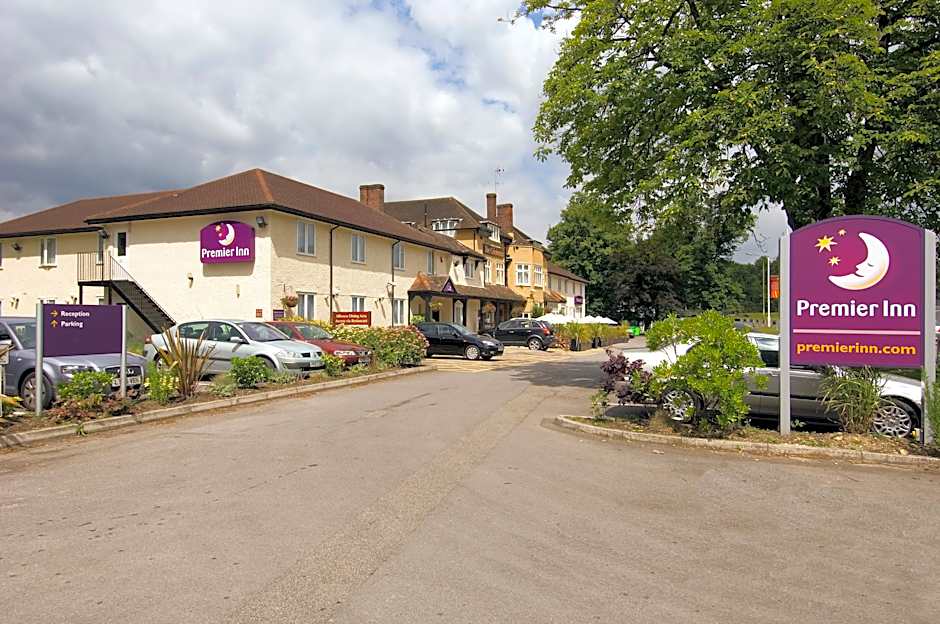 Premier Inn Bagshot