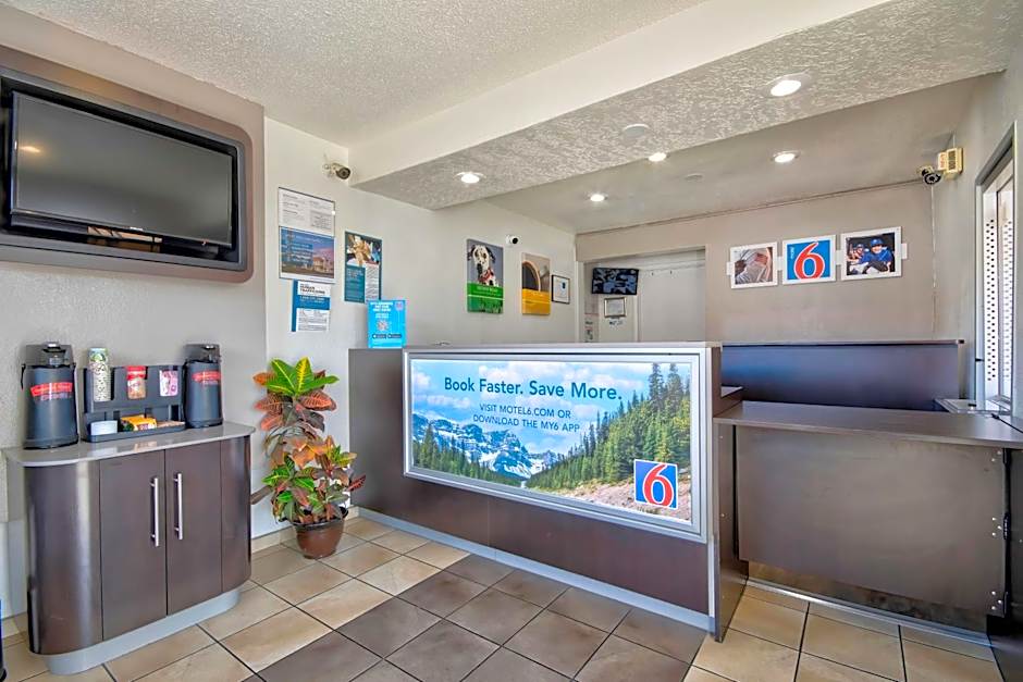 Motel 6 Santa Fe