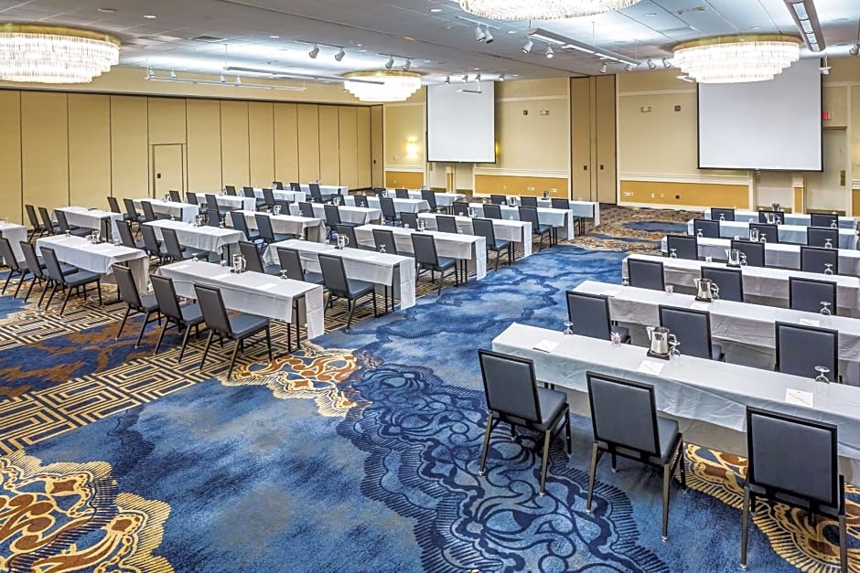 DoubleTree by Hilton Hotel Boston-Andover