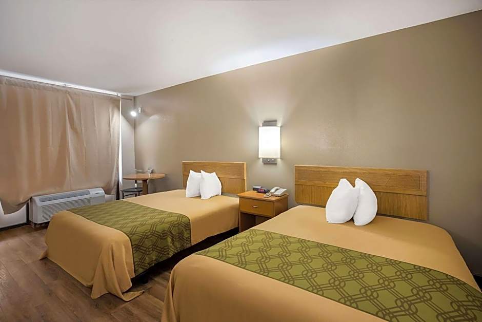 Econo Lodge Live Oak