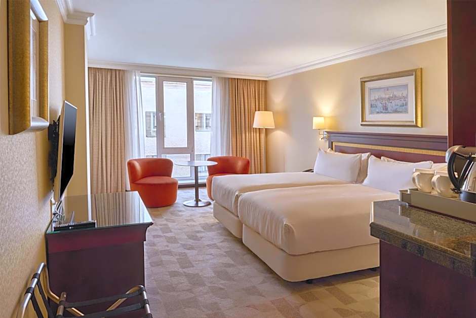 Hilton Antwerp Old Town