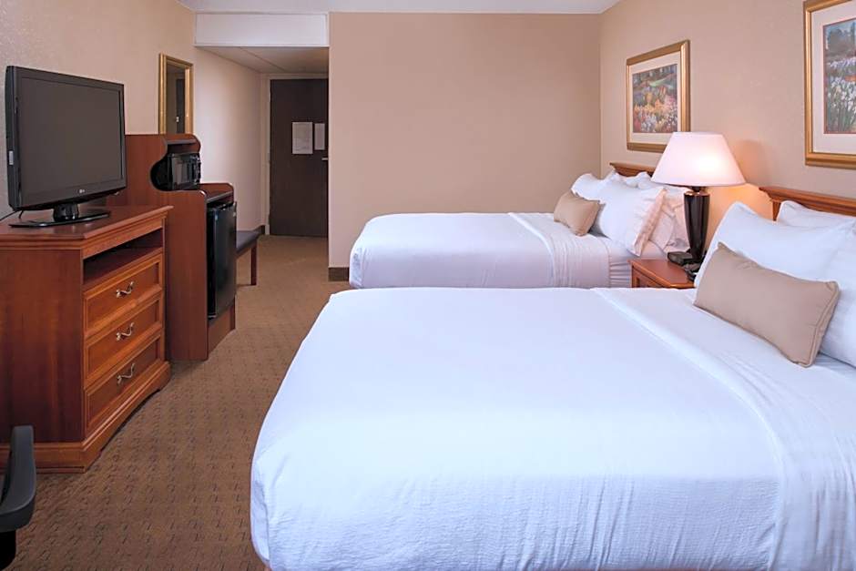 Ramada by Wyndham Midtown Grand Island