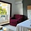 Uğur Otel