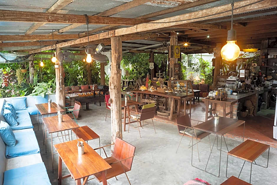 Big Tree Boutique Hotel