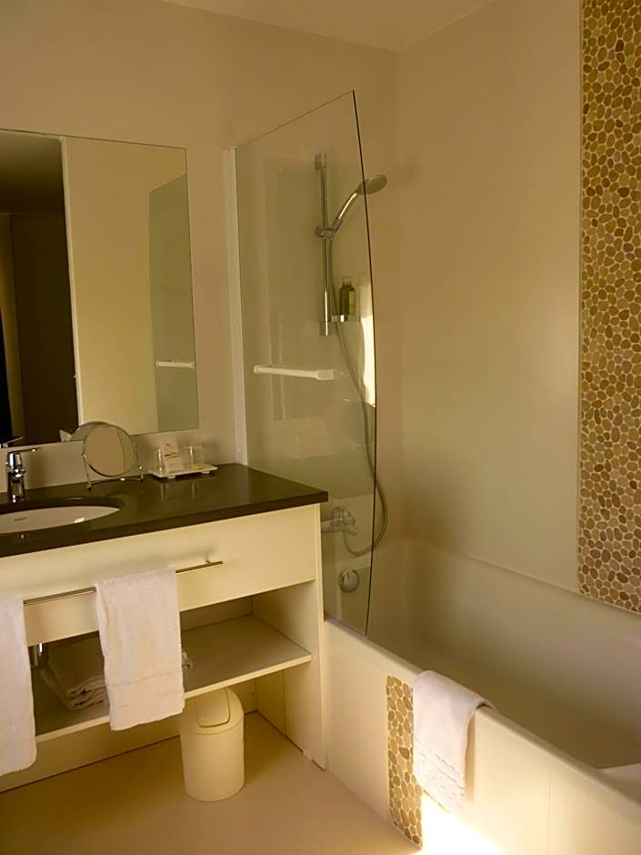 Val Baussenc, The Originals Relais