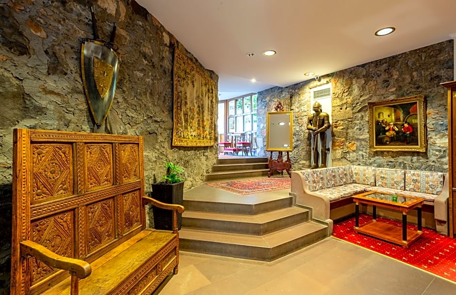 Burghotel Staufenberg