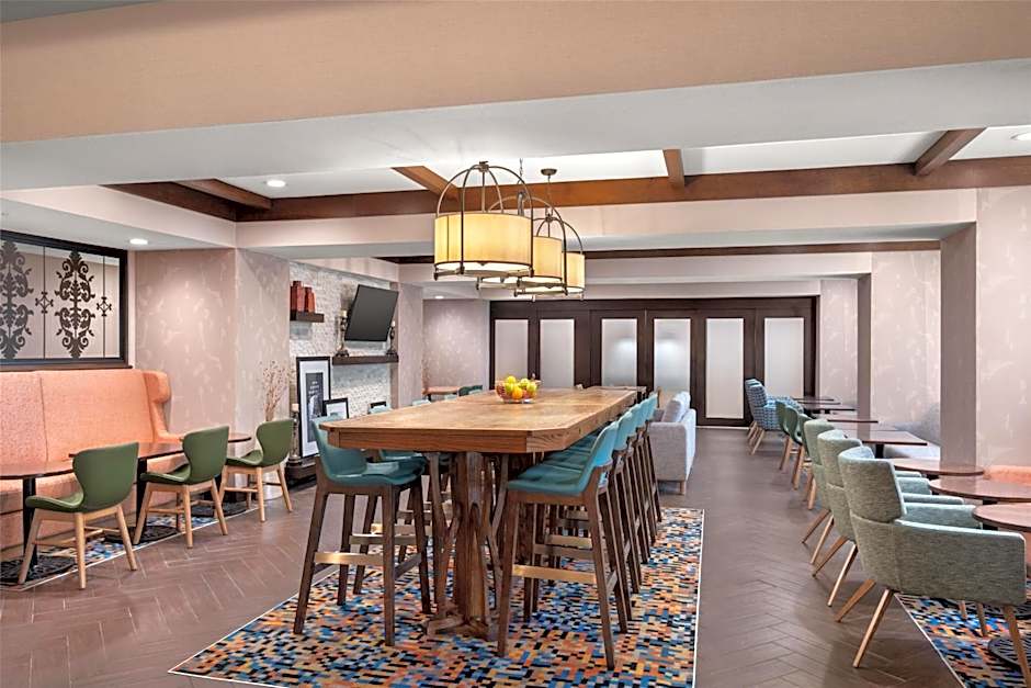 Hampton Inn By Hilton & Suites Fresno, Ca