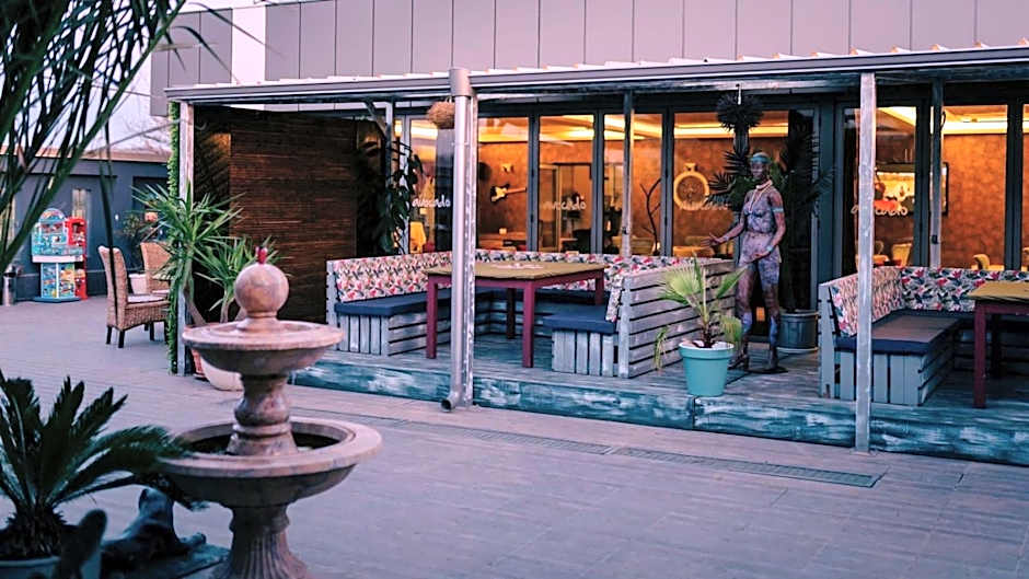 Plaza Hotel Plovdiv - Free Parking