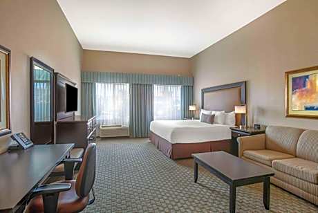 Executive King Room with Sofa Bed