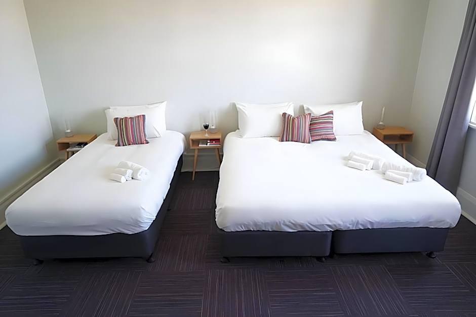 Rosehill Hotel