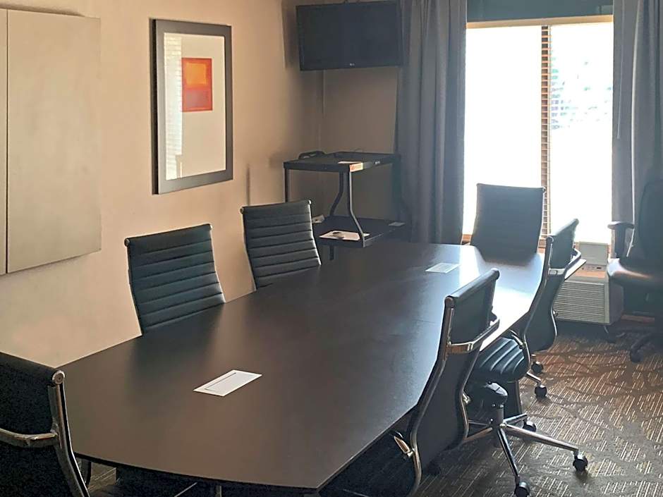 Comfort Inn & Suites Columbus North