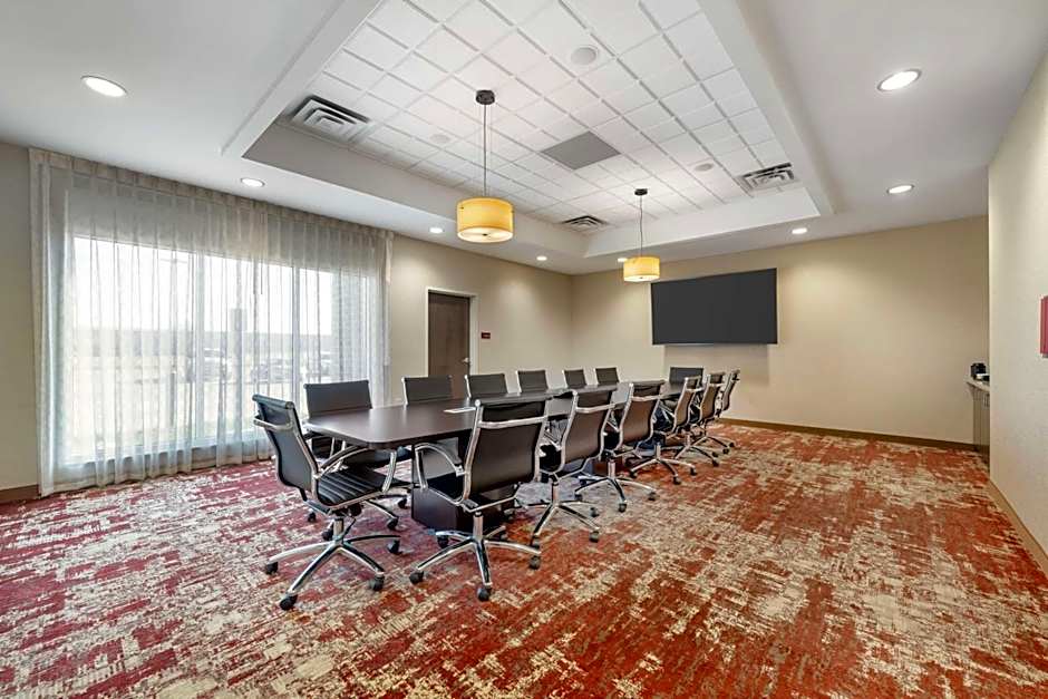 Best Western Plus Lakeview Hotel