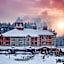 Polaris Lodge