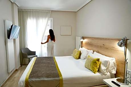 Aparthotel Los Girasoles