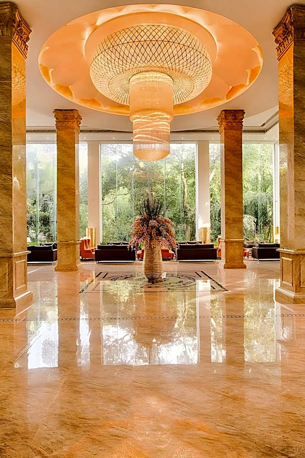 The Golden Crown Hotel