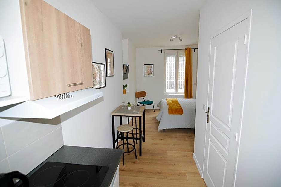 Studios Lsquare Residence AFPA