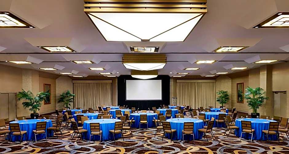 DoubleTree by Hilton - Philadelphia Center City