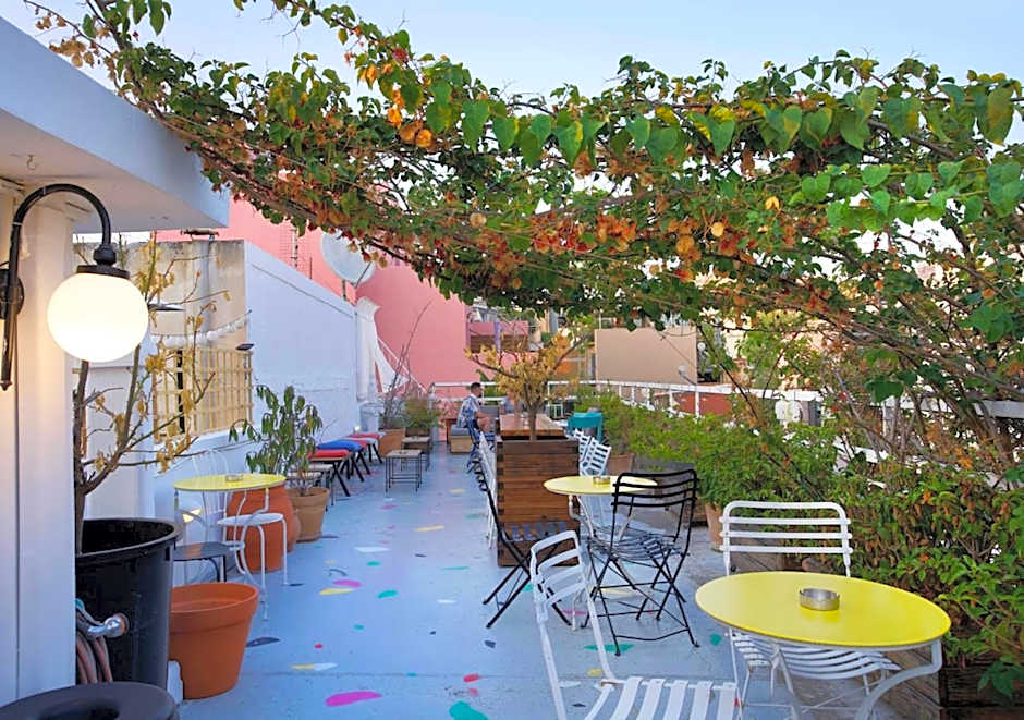 Live in Athens, PSYRRI Meet Me Here Apartments