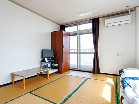 Japanese-Style Triple Room - Non-Smoking