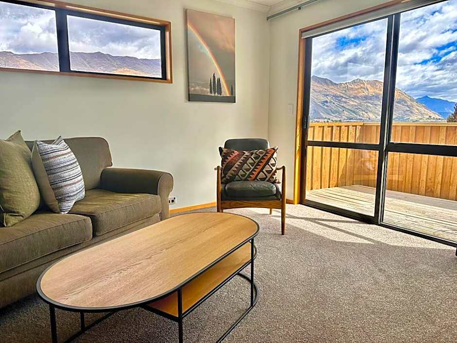 Wanaka Springs Lodge