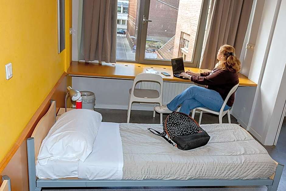 Youth Hostel van Gogh