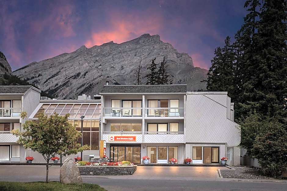 Best Western Plus Banff International Lodge