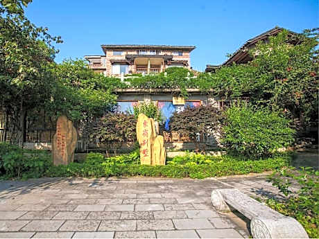Yangshuo Riverside Retreat Hotel