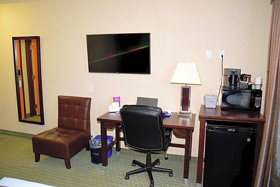 Coast Lethbridge Hotel & Conference Centre