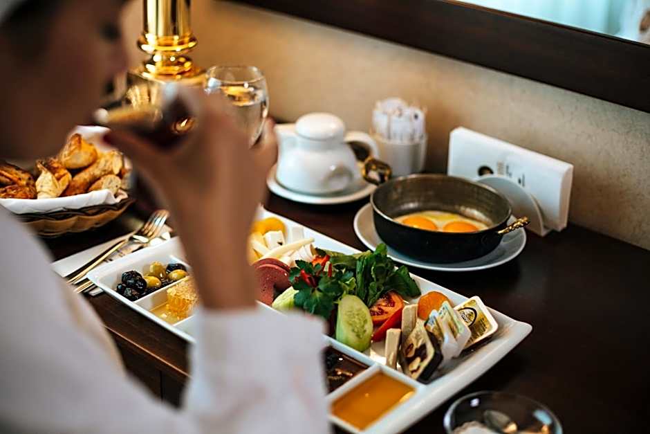 Latanya Palm & SPA Airport Antalya