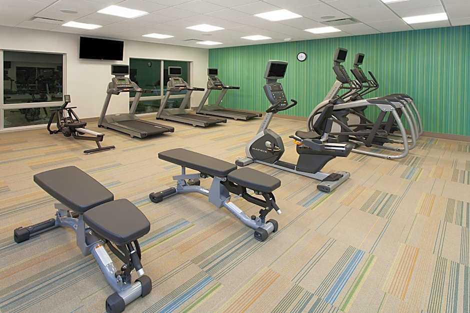 Holiday Inn Express & Suites Sterling Heights-Detroit Area By IHG