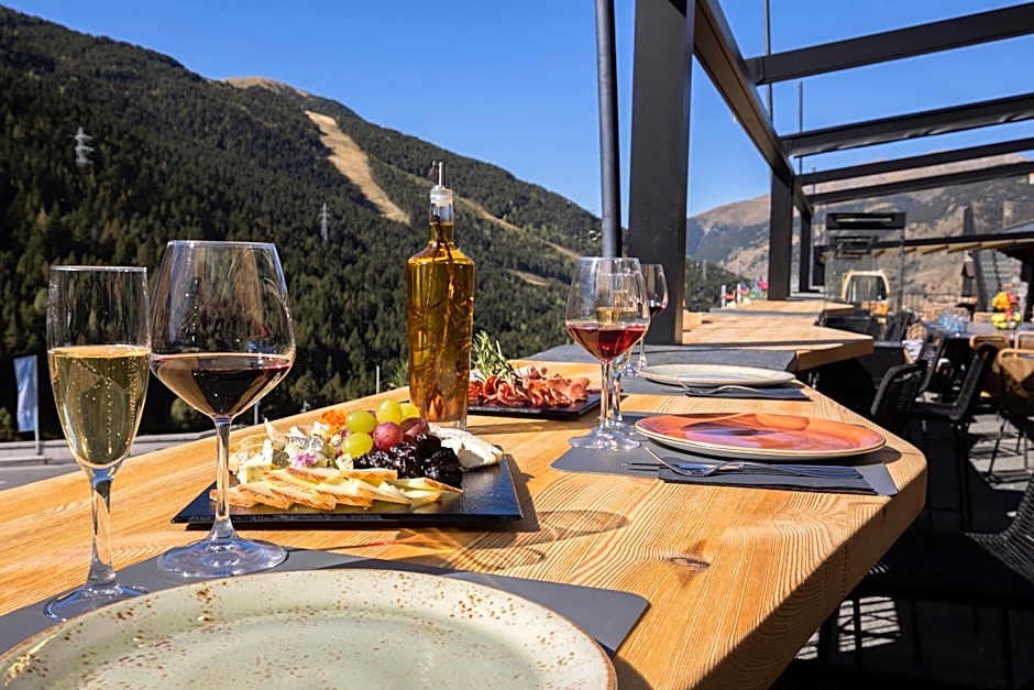 Hotel Piolets Soldeu Centre