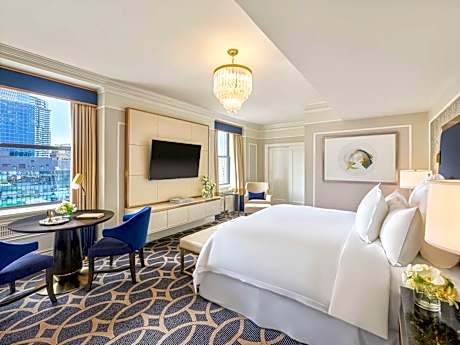 Fairmont Gold Queen Room