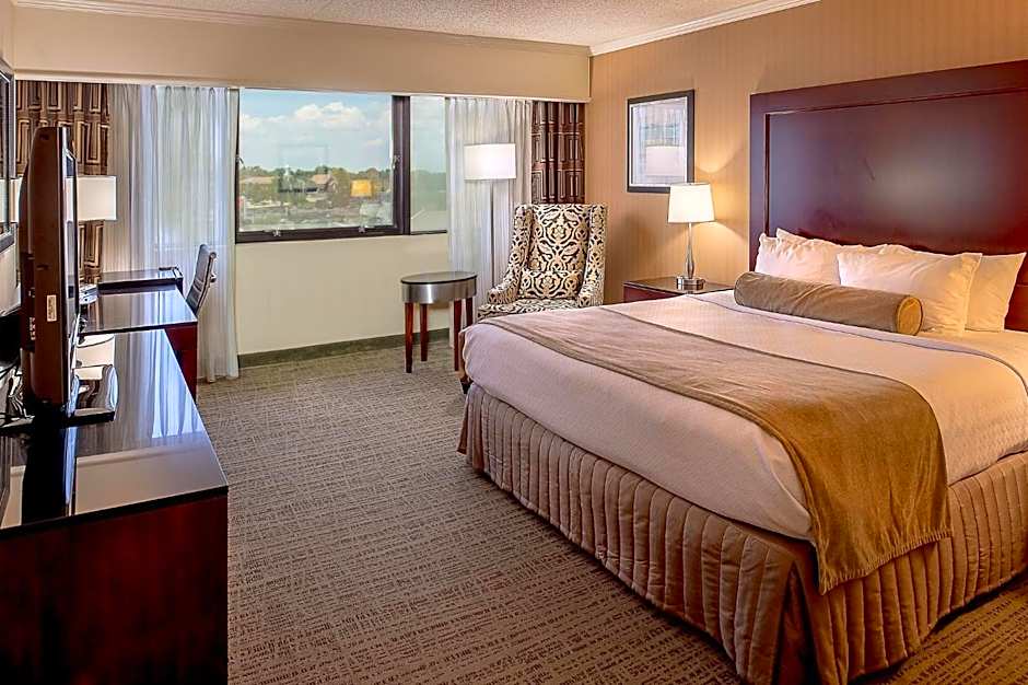 Crowne Plaza Hotel St. Louis Airport By IHG