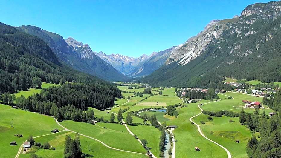 Alpen Gasthof Apartments Hohe Burg