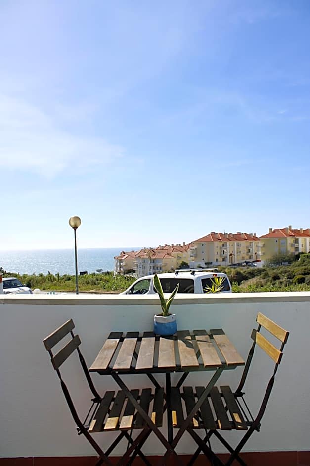 Surf Yoga Ericeira Guest House