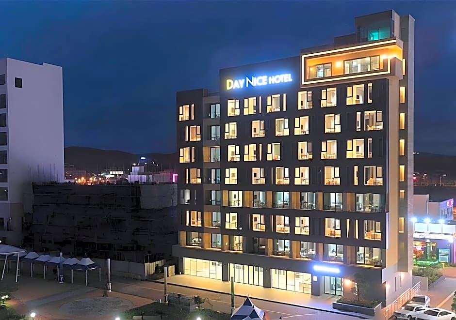 Daynice hotel