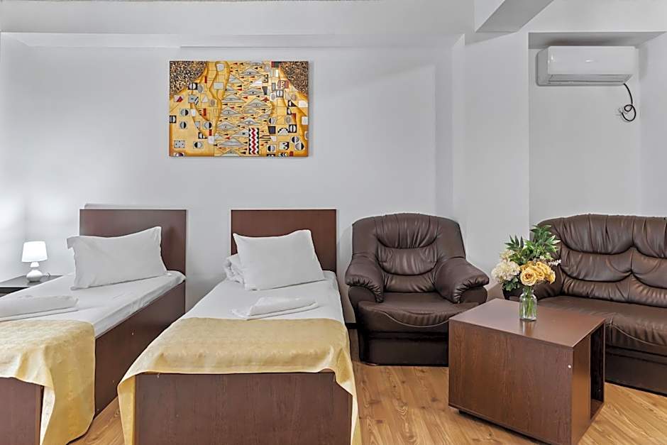 Hotel Charter Otopeni