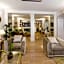 Hotel Cecil